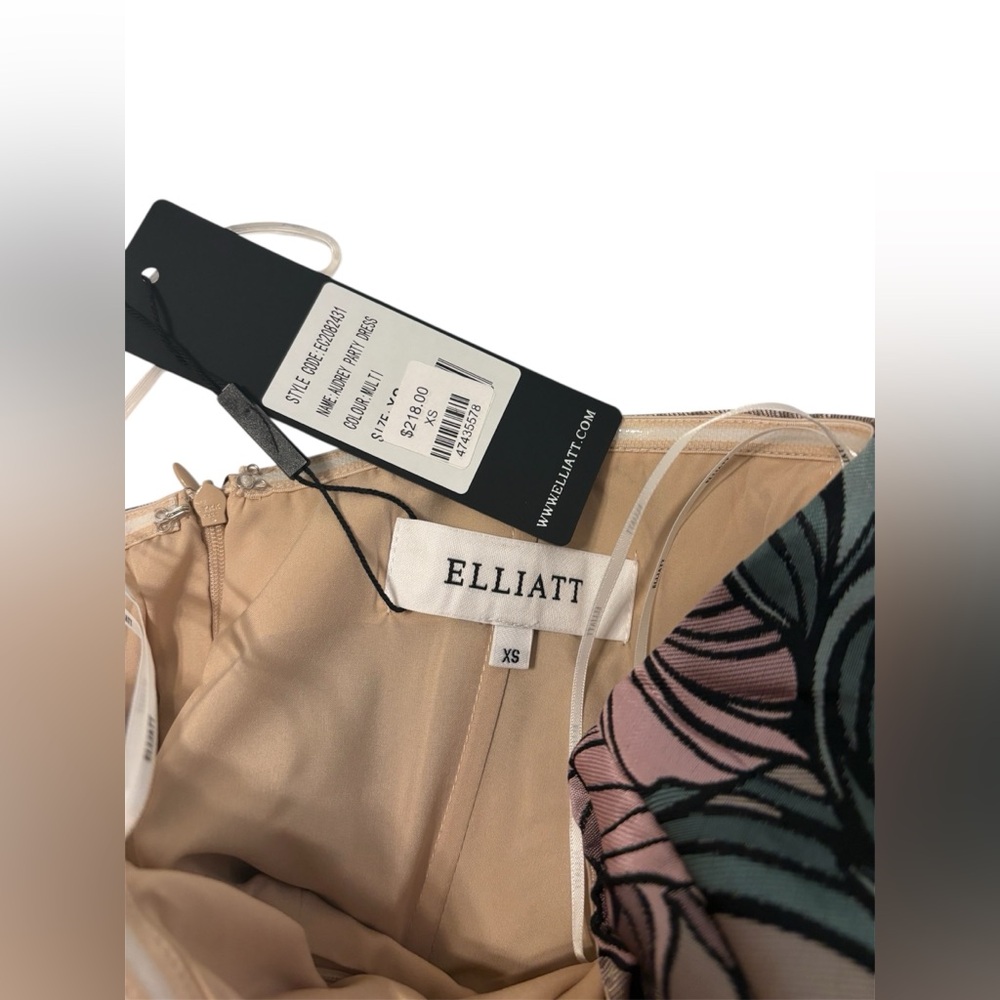 Elliatt Strapless Floral Jacquard Mini Dress in Pink and Green on Taupe - Picture 3 of 4